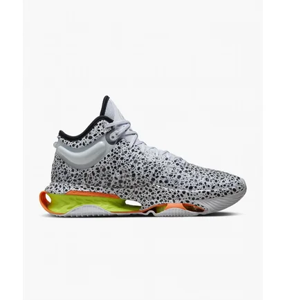 Кросівки унісекс Nike G.T. Jump 2 Electric Basketball Shoes White/Black FV1285-900