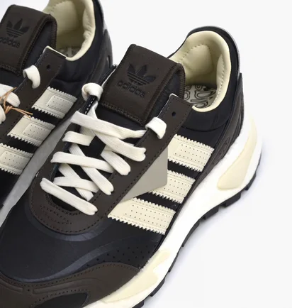 Кросівки чоловічі Adidas Retropy P9 Black/Brown GW9341
