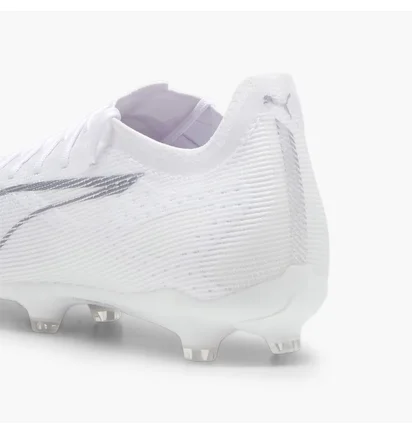 Бутсы унисекс Puma Ultra 5 Pro Fg/Ag White 107685-04