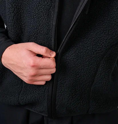 Жилетка чоловіча Nike Club Ssnl Winterized Vest Black FZ0894-010