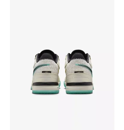 Кроссовки унисекс Nike Liverpool F.C. X Zoom Lebron Nxxt Gen Ampd Beige FJ1566-101