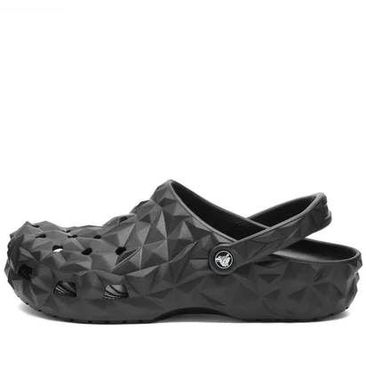 Тапочки чоловічі CROCS Classic Geometric Clog Black 209563-001