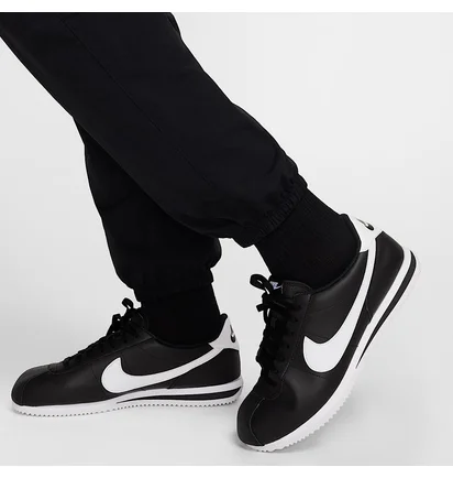 Штани чоловічі Nike Club Cargo Black HJ1990-010