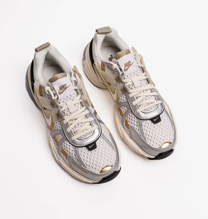 Кросівки жіночі Nike V2K Run Beige/Grey HJ7245-100