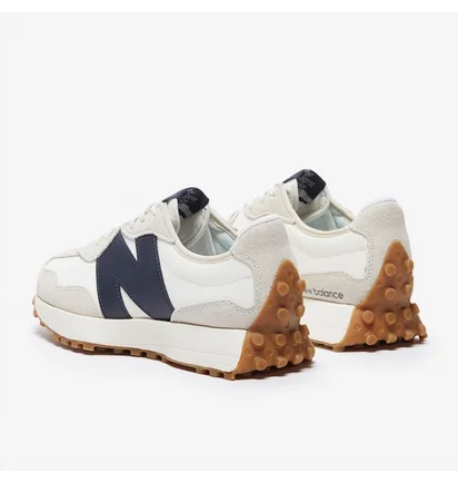 Кроссовки женские New Balance 327 White WS327KB