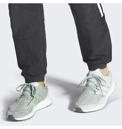 Кросівки чоловічі Adidas Ultraboost 1.0 Dna Running Shoes Green Hq2199