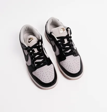 Кроссовки женские Nike Dunk Low Lx White/Black FJ2260-003