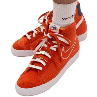 Кросівки чоловічі Nike Blazer Mid 77 Orange DC3433-800