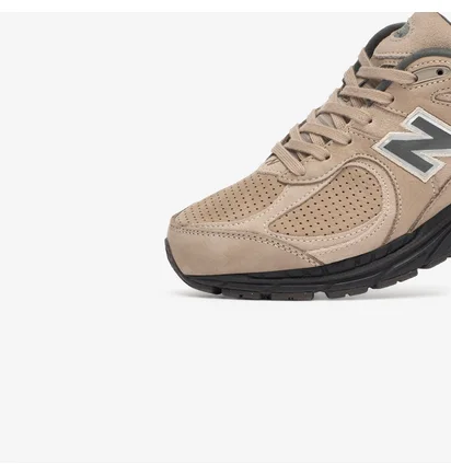 Кроссовки мужские New Balance 2002R Beige M2002REG