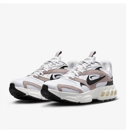 Кросівки жіночі Nike Sportswear Air Zoom Fire White FN3483-100