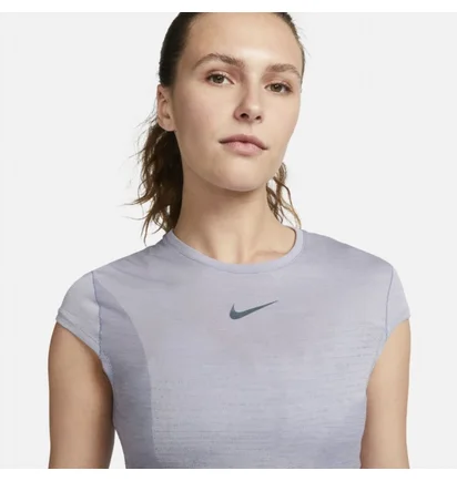 Футболка женская Nike Dri-Fit Adv Run Division T-Shirt Grey DX0199-536