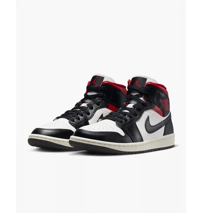 Кроссовки женские Air Jordan Retro 1 Mid Casual Shoes Black/White Bq6472-061