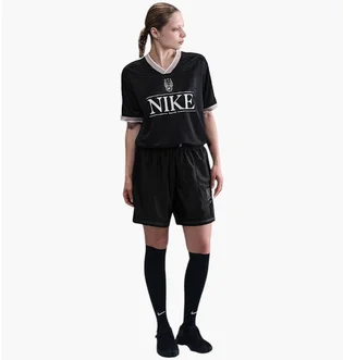 Футболка женская Nike Sportswear V-Neck Jersey Top Black IH8504-010