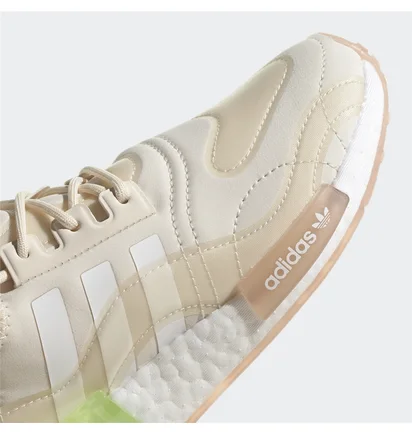 Кроссовки женские Adidas Nmd_R1 Shoes Grey/Peach GZ9281