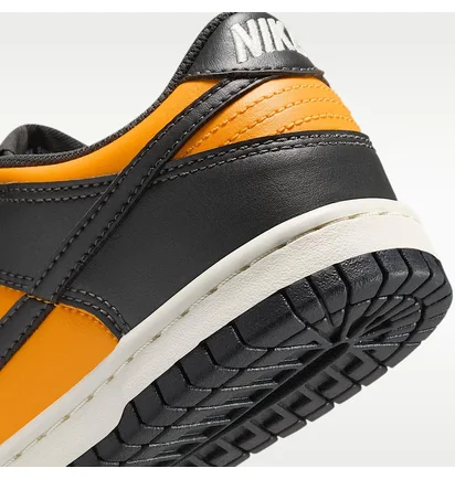 Кросівки дитячі Nike Dunk Low Orange/Black FB9109-701