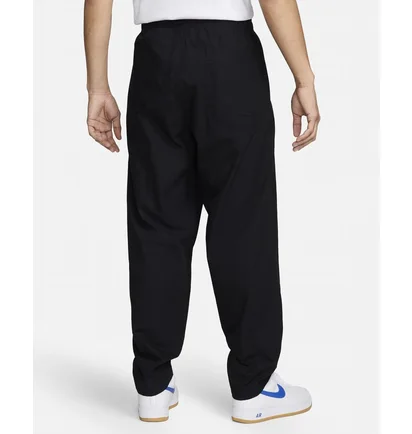 Штани чоловічі Nike Club Black FN3096-010