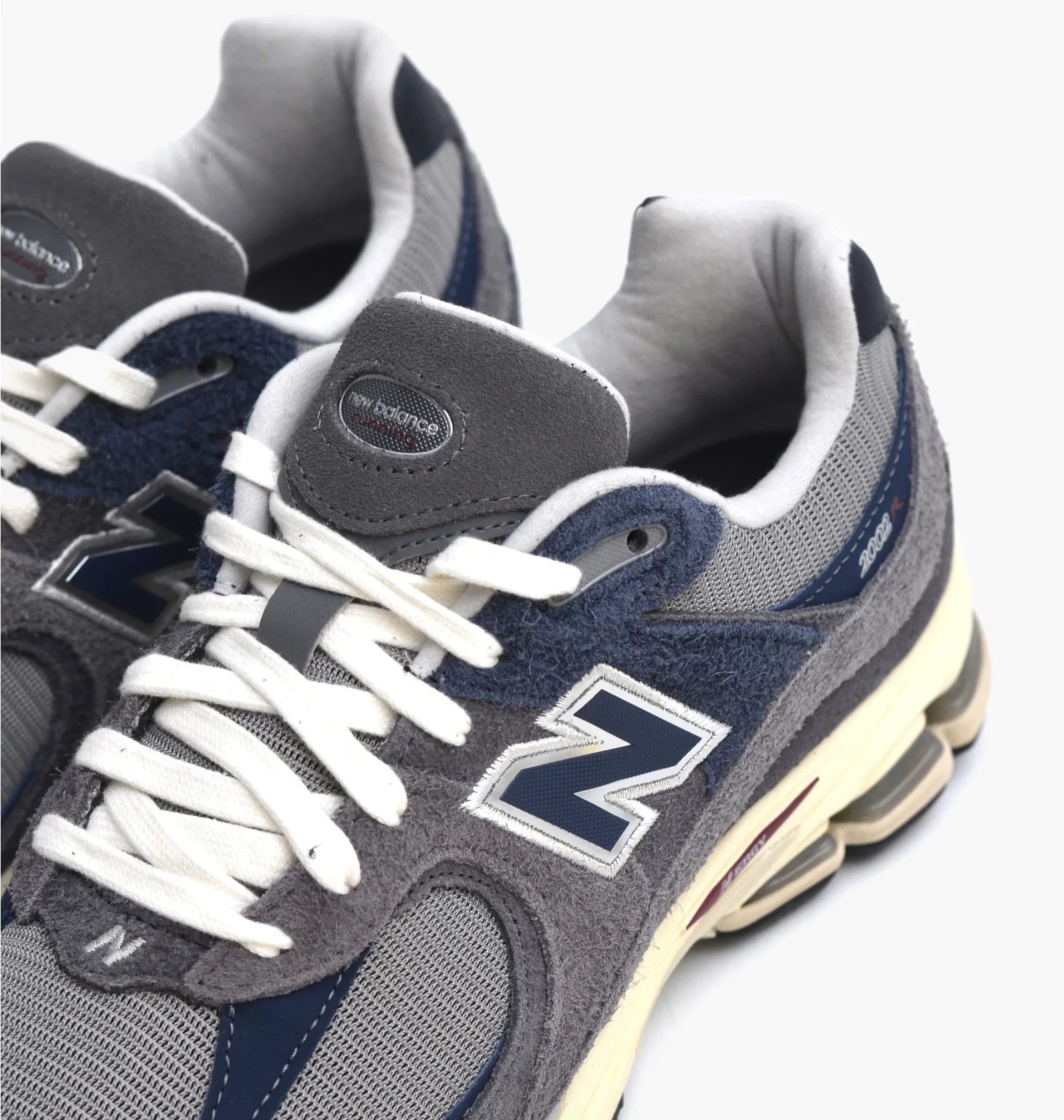 ᐉ Кросівки чоловічі New Balance 2002R Grey M2002REL - придбати в