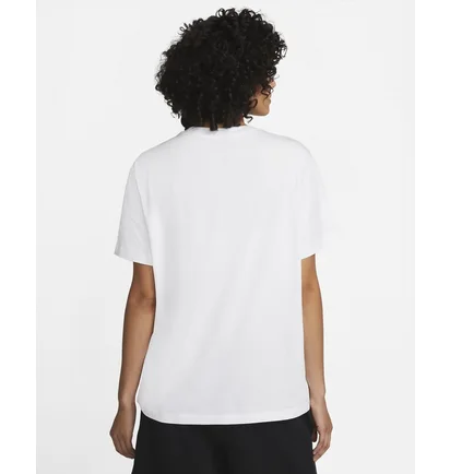 Футболка женская Nike T-Shirt W Nsw Essntl Tee Bf Lbr White DN5697-100