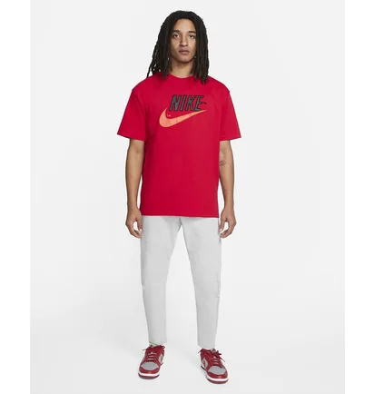 Футболка чоловіча Nike Mens T-Shirt Red DM6373-657