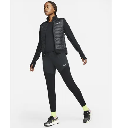 Куртка жіноча Nike Therma-Fit Black DD6061-010