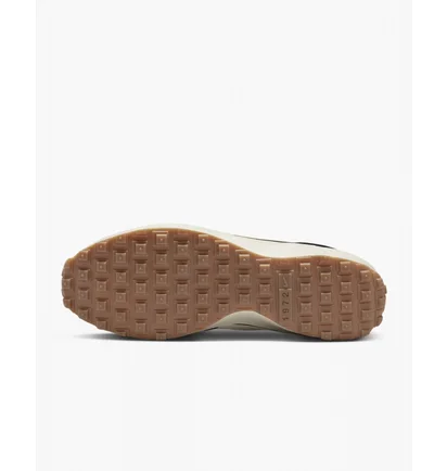 Кросівки чоловічі Nike Waffle Debut Premium Black Dv0813-001