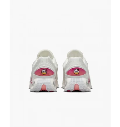 Кроссовки женские Nike Air Max Dn Shoes White FJ3145-103