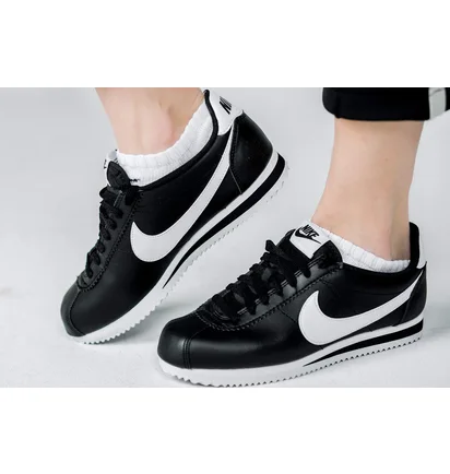 Кросівки жіночі Nike Wmns Classic Cortez Leather Black 807471-010