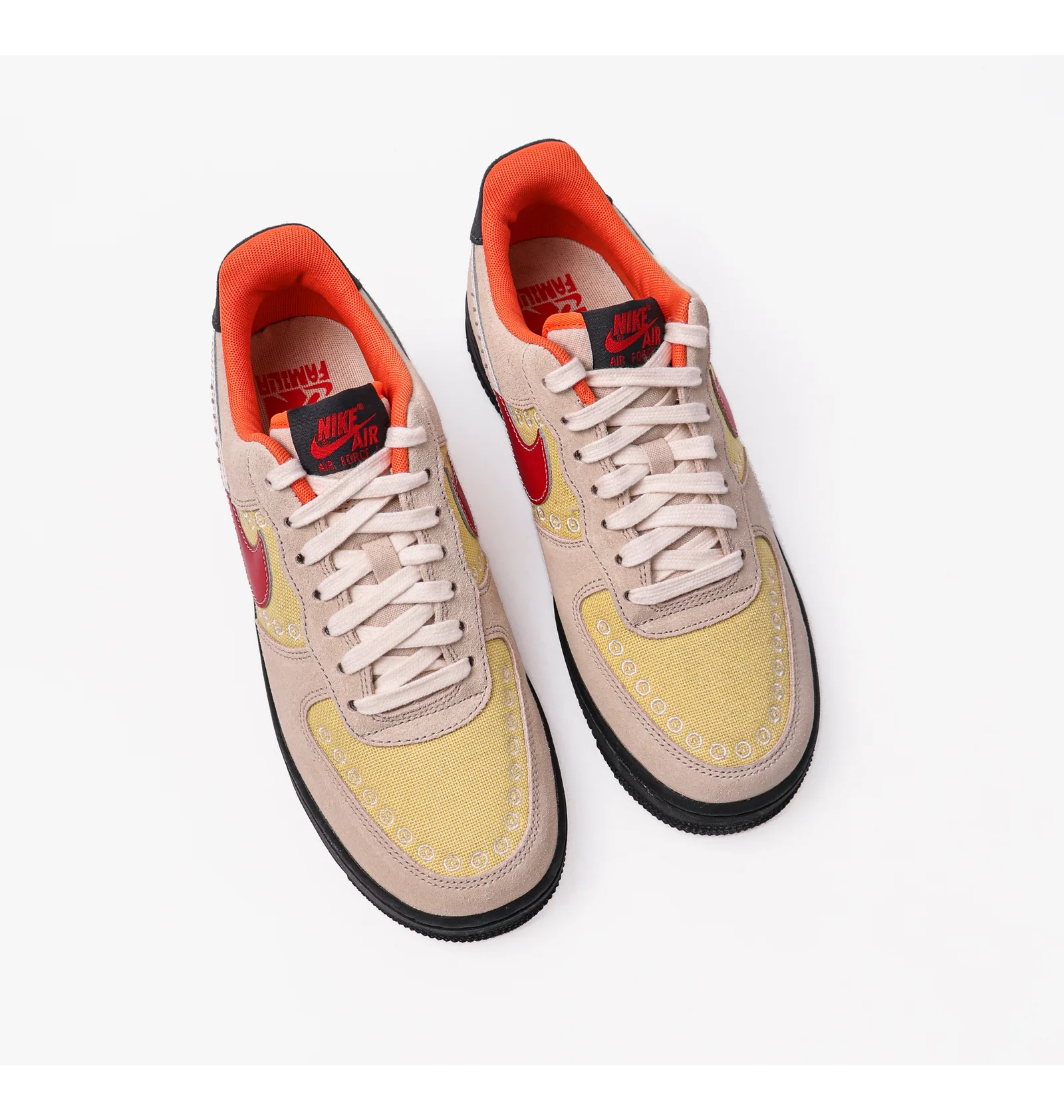 ᐉ Кроссовки мужские Nike Air Force 1 07 Lx Beige Dz5355-126