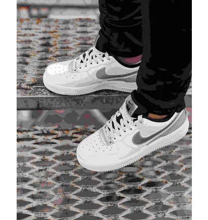 Кросівки жіночі Nike Air Force 1 07 Se White CT1992-100