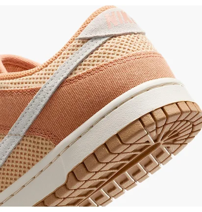 Кросівки жіночі Nike Dunk Low Brown HJ5864-200