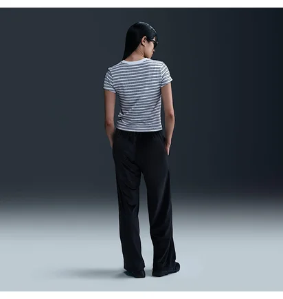 Футболка женская Nike Sportswear Chill Knit Slim Striped White/Grey HF9524-100