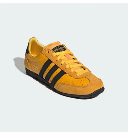 Кроссовки женские Adidas Japan Yellow JI2665