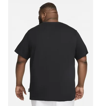 Футболка мужская Nike Sportswear T-Shirt Black FD1244-010