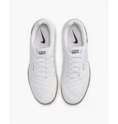 Футзалки унисекс Nike Lunargato Ii Indoor/Court Soccer Shoes White 580456-101