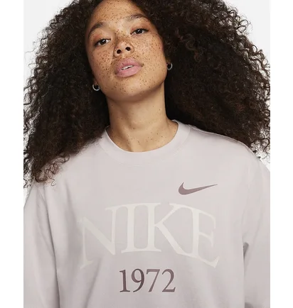 Футболка женская Nike T-Shirt Sportswear Classic Grey FQ6600-019