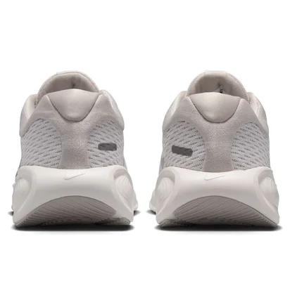 Кросівки дитячі Nike Stellar Ride Older Kids Running Shoes Grey/Metallic HQ3266-009