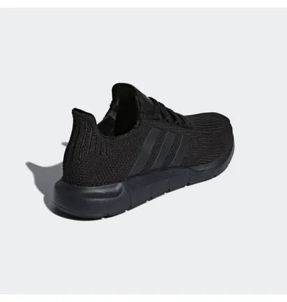 Кросівки чоловічі Adidas Originals Swift Run black AQ0863
