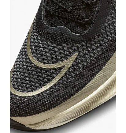 Кроссовки унисекс Nike Streakfly Road Racing Shoes Black DJ6566-001