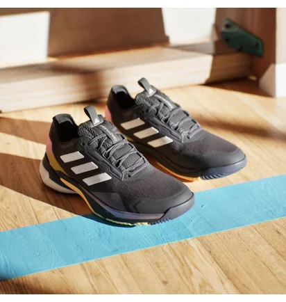 Кросівки жіночі Adidas Crazyflight 5 Indoor Black IG1613