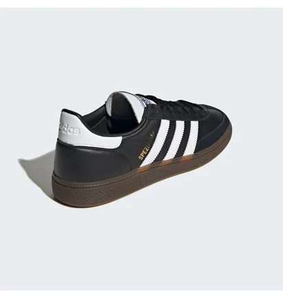 Кроссовки унисекс Adidas Handball Spezial Shoes Black IE3402