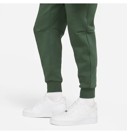Штани чоловічі Nike M Nsw Tch Flc Jggr Olive CU4495-337