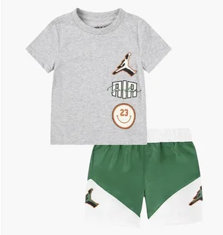 Спортивный костюм детский Air Jordan Stacked Play Short Grey/Green 85D768-E1P