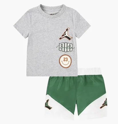 Спортивный костюм детский Air Jordan Stacked Play Short Grey/Green 85D768-E1P