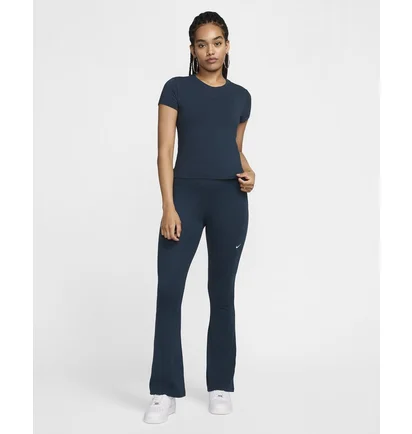 Футболка женская Nike T-Shirt Sportswear Chill Knit Blue FV5508-478