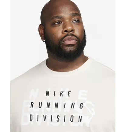 Футболка мужская Nike Dri-Fit Run Division Running T-Shirt White FJ2356-030