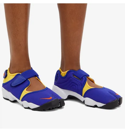Кроссовки женские Nike W Air Rift Sneaker Blue/Yellow FZ4749-400
