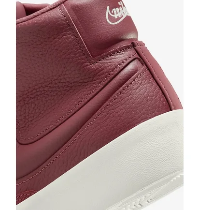 Кросівки жіночі Nike Blazer Mid Victory Bordo DR2948-600