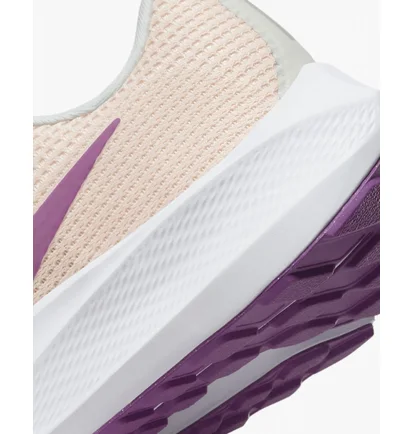 Кроссовки женские Nike Pegasus 40 Peach DV3854-800