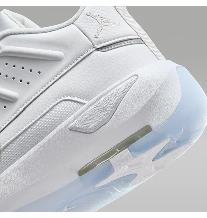 Кроссовки мужские Air Jordan Max Aura 7 White HQ2091-105