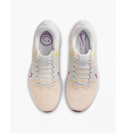 Кроссовки женские Nike Pegasus 40 Peach DV3854-800